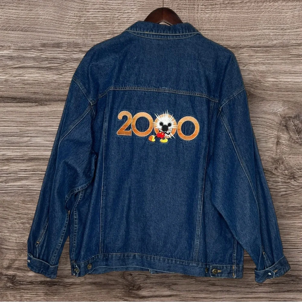 Nostalgic Disney Delight: Disney Store Millennium 2000 Denim Jacket - Picture 1 of 6